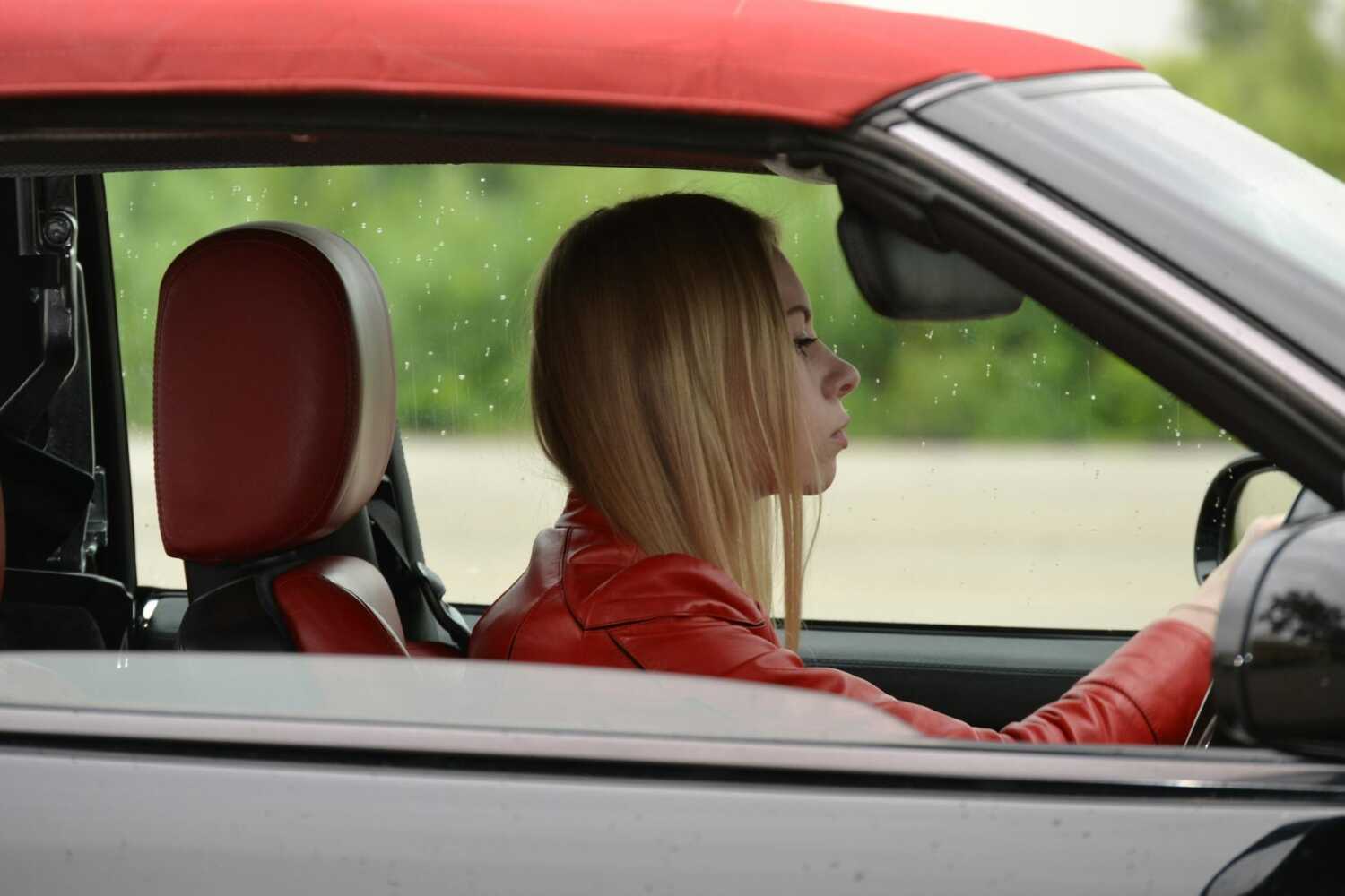 You are currently viewing Kako se osloboditi straha od vožnje: 10 ključnih koraka