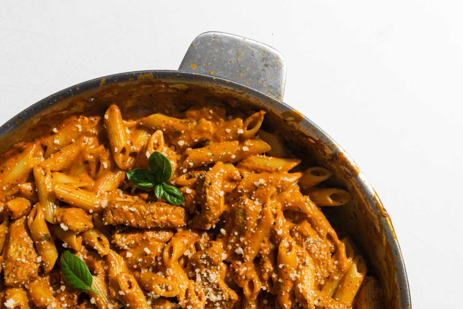 italijanska pasta u paradajz sosu