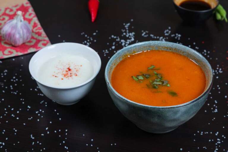 Read more about the article Francuska paradajz čorba: Recept za Crème de tomates