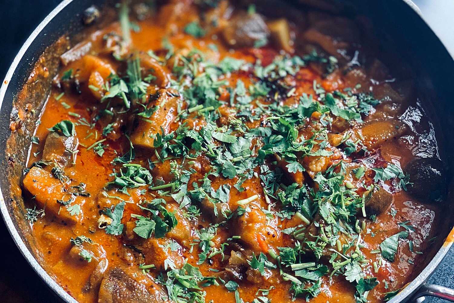 You are currently viewing Piletina na indijski način: Recept za Tikka Masala