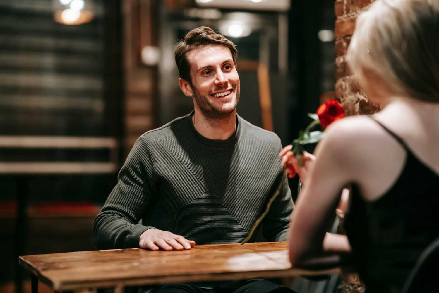 You are currently viewing Kako ostaviti dobar utisak na prvom sastanku: 11 koraka