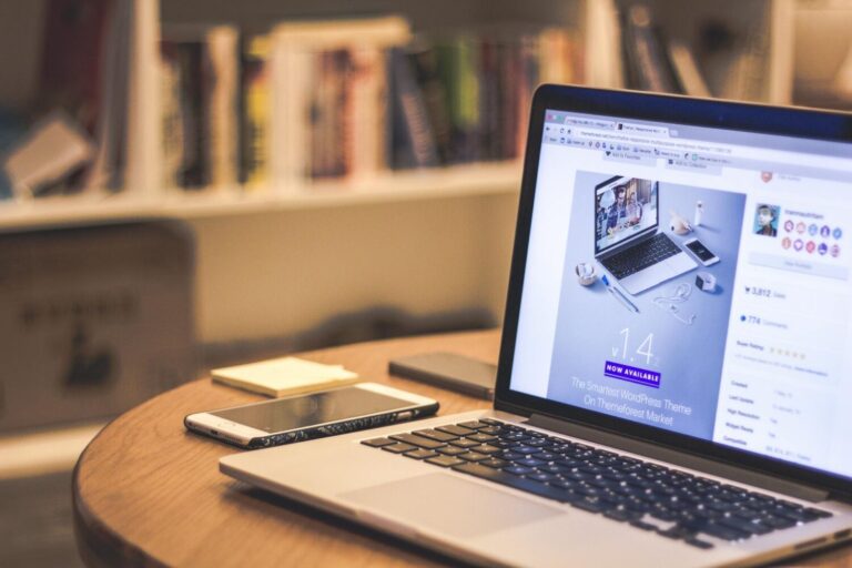 Read more about the article Web sajt vs Društvene mreže: Koja je bolja opcija za reklamiranje?