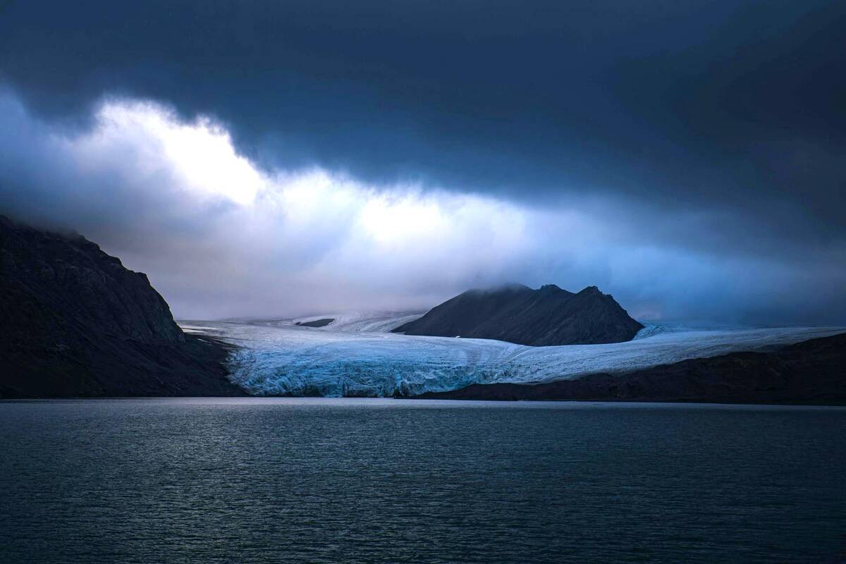 You are currently viewing Svalbard: Ostrvo večnog leda i severne svetlosti